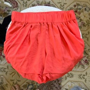 Bcbg coral shorts